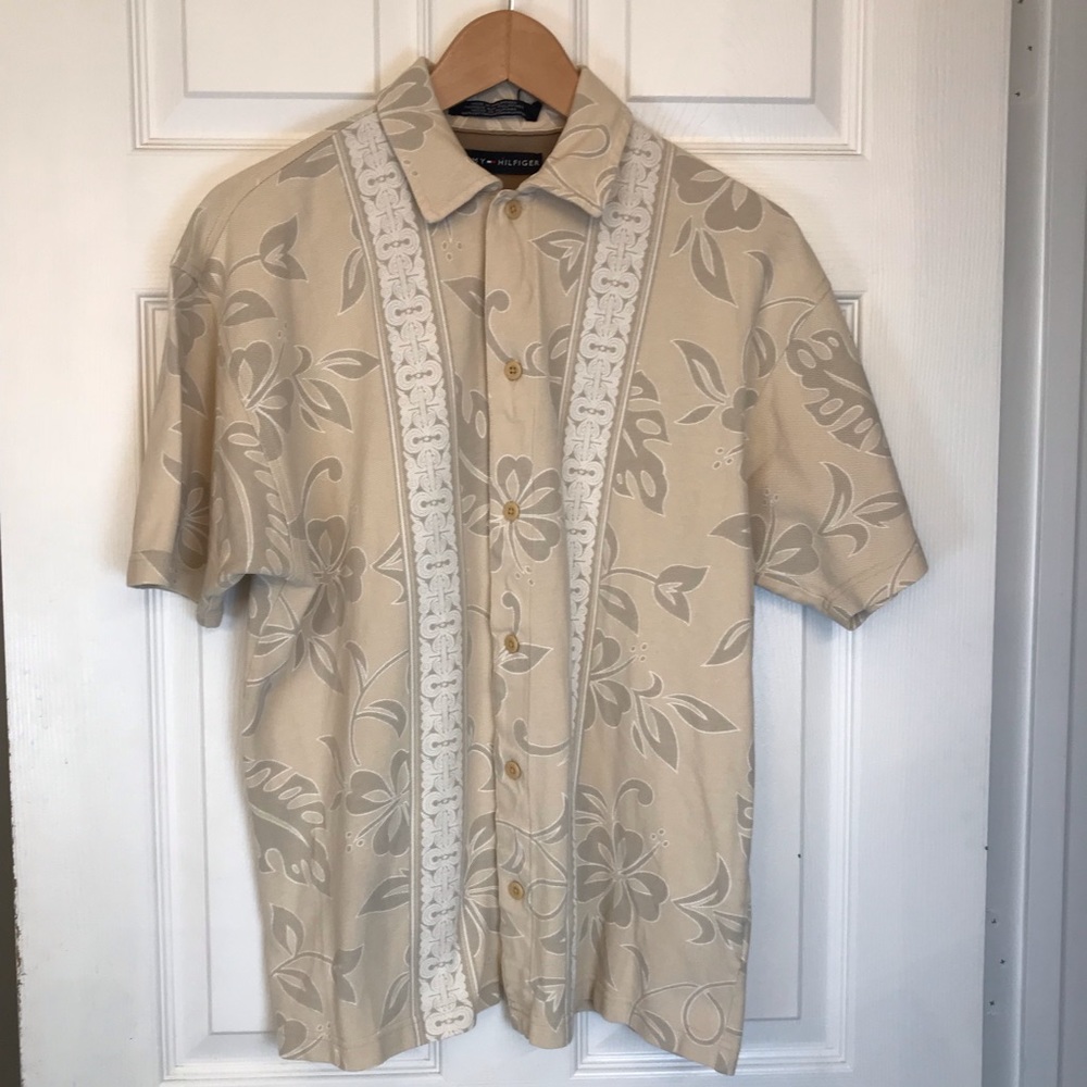Tommy Hilfiger Hawaiian Camp Style Shirt Florals